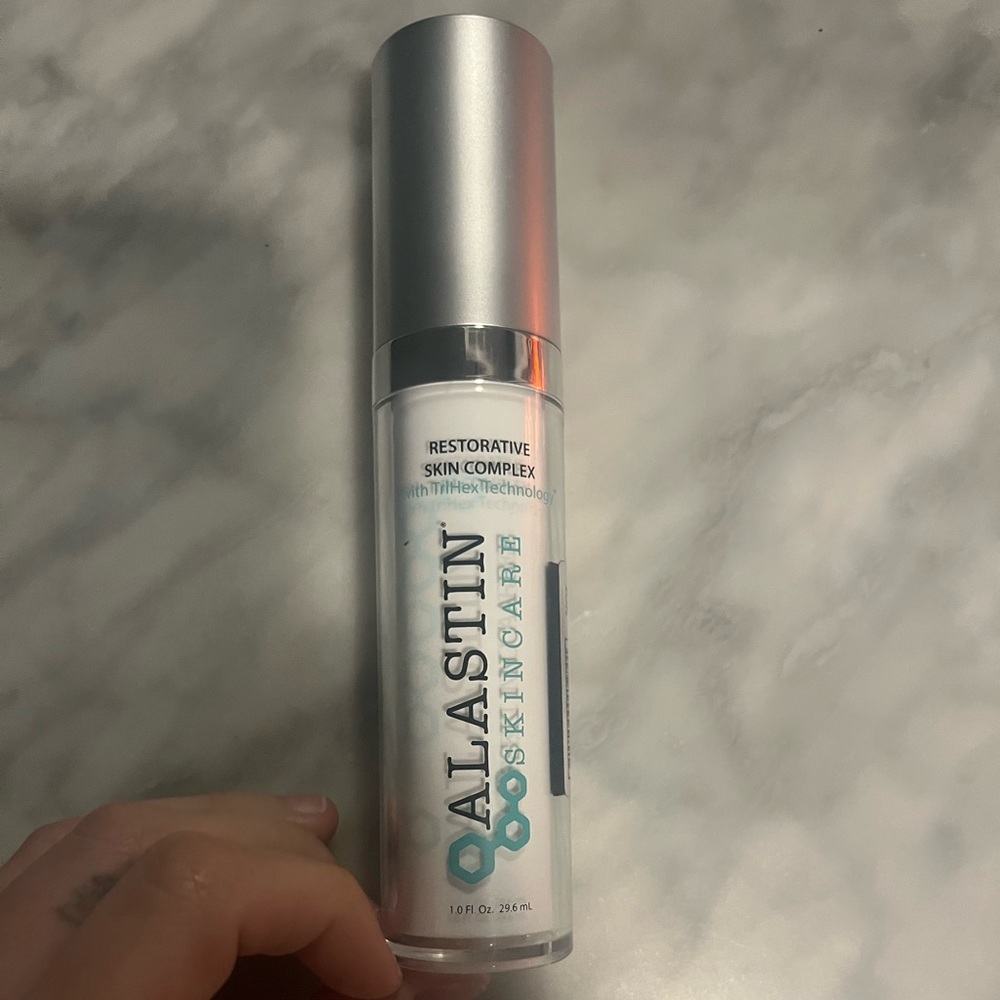 Alastin Skincare Restorative Skin Complex - Silver and White